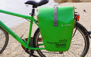 Gepäcktasche am Mietfahrrad von AugustusTours