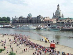 Zieleinlauf Entencup zum Dresdner Stadtfest (c) AugustusTours
